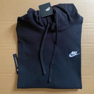 Nike Men’s Pullover Hoodie